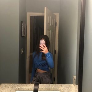 SHEIN blue cropped tie shirt